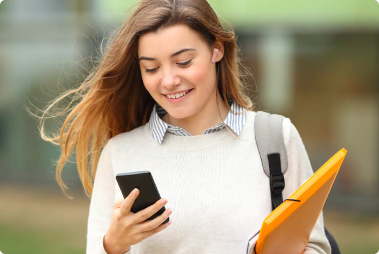 TextAnywhere Totton College SMS Case Study Photograph